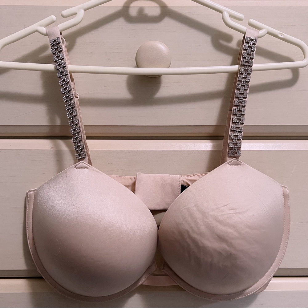 Victoria’s Secret Nude Very Sexy Push-Up Bra 36DDD